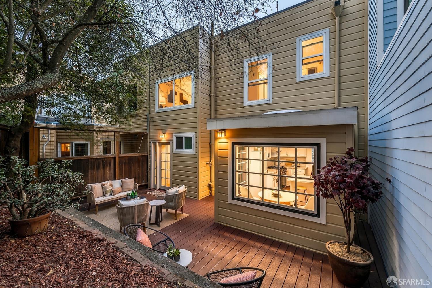 976 Corbett Avenue San Francisco CA 94131