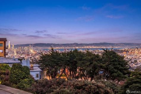 976 Corbett Avenue San Francisco CA 94131
