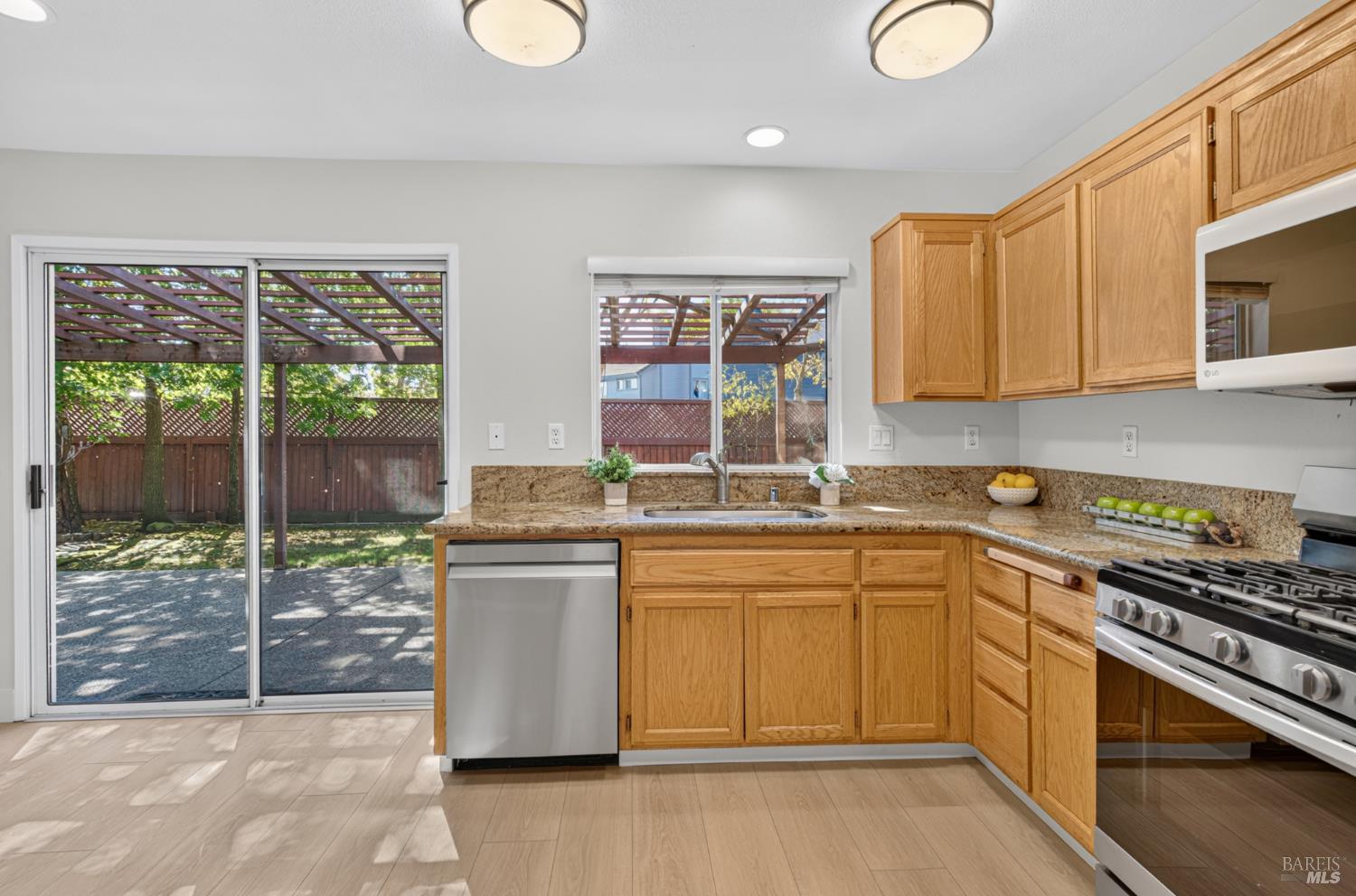 440 Valley Oak Court Windsor CA 95492