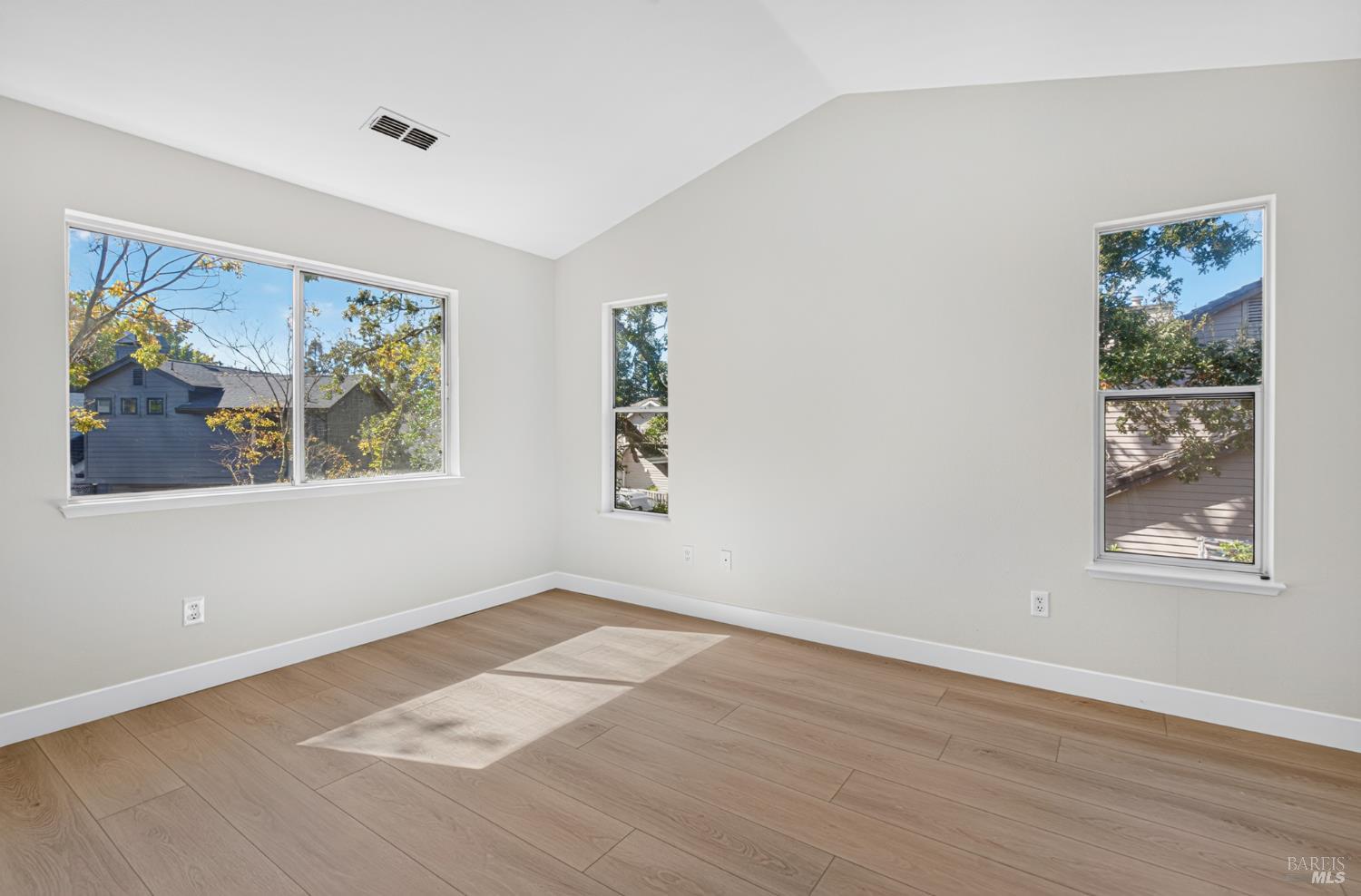 440 Valley Oak Court Windsor CA 95492