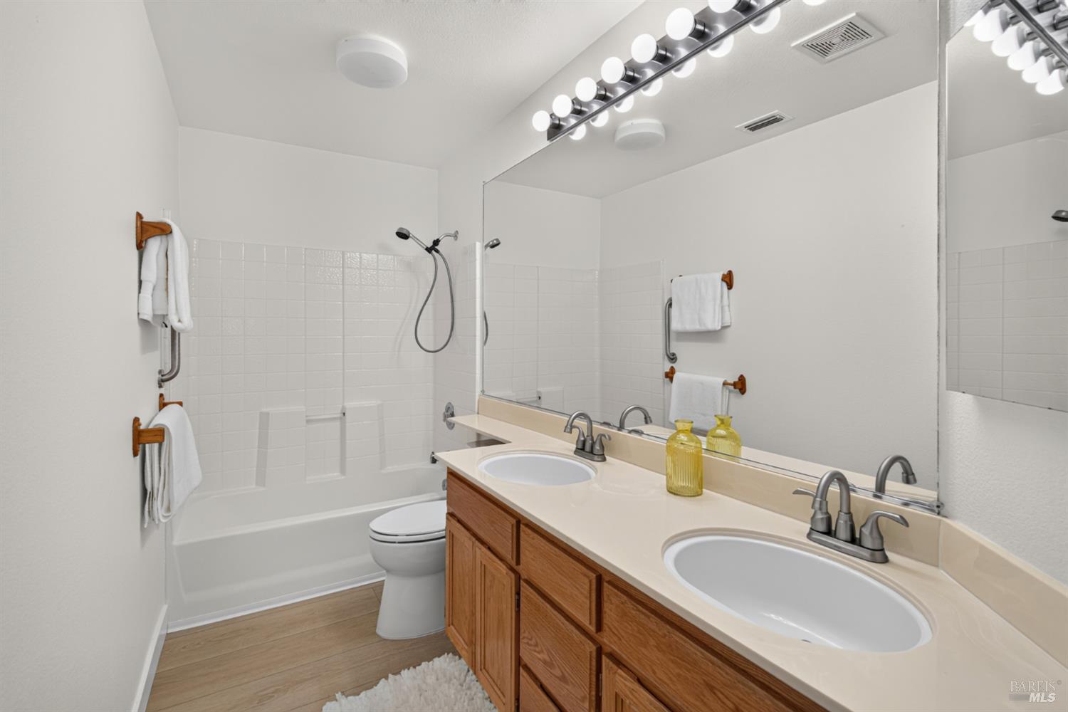 440 Valley Oak Court Windsor CA 95492