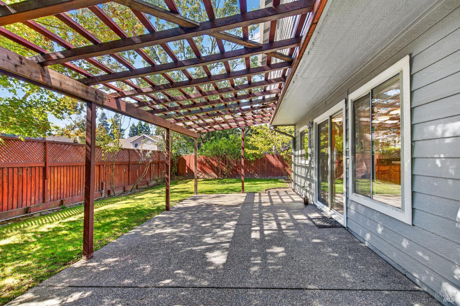 440 Valley Oak Court Windsor CA 95492