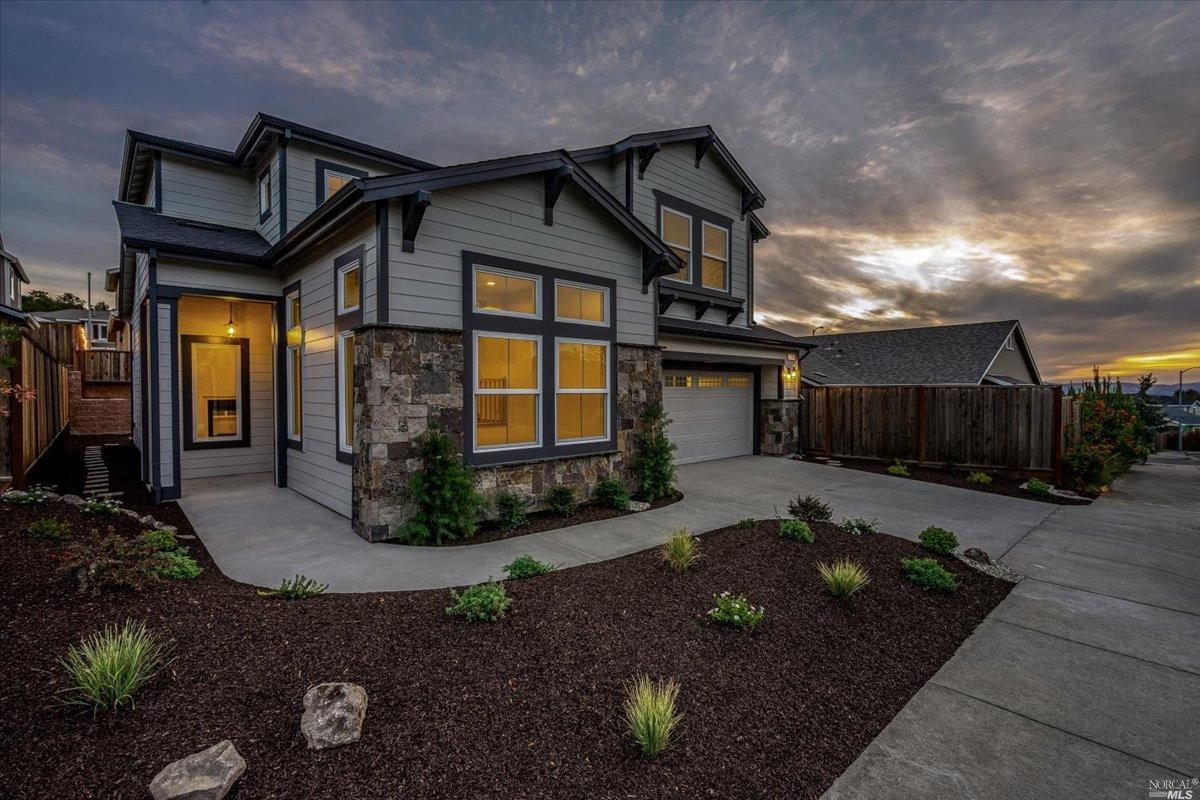 1824 Bella Vista Way Santa Rosa CA 95403