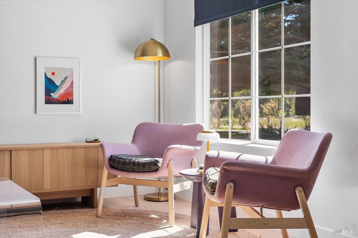 2460 W Dry Creek Road Healdsburg CA 95448