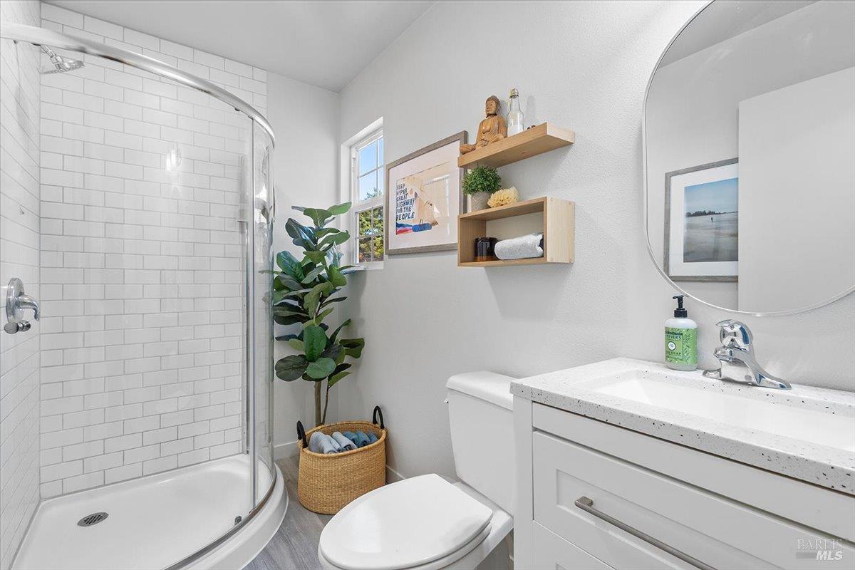 2460 W Dry Creek Road Healdsburg CA 95448