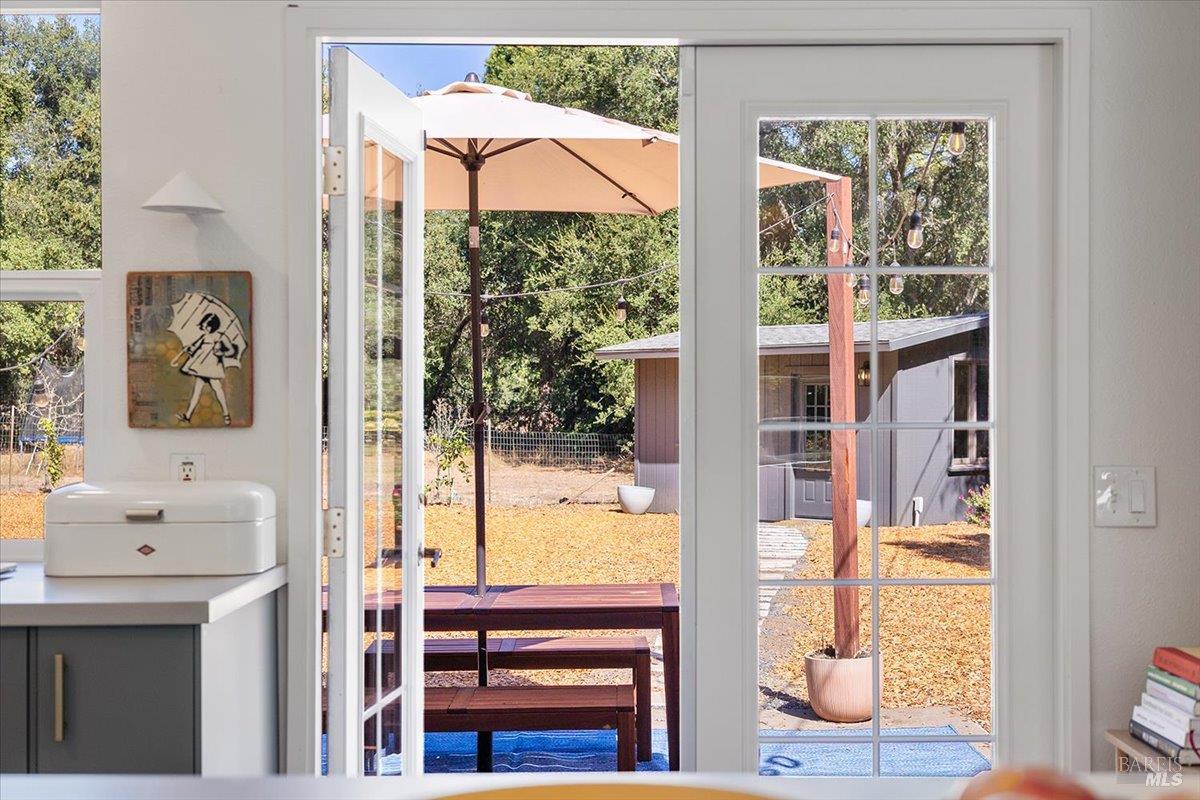 2460 W Dry Creek Road Healdsburg CA 95448