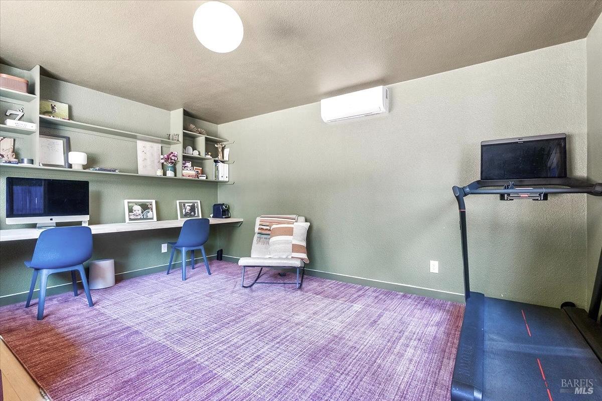 2460 W Dry Creek Road Healdsburg CA 95448