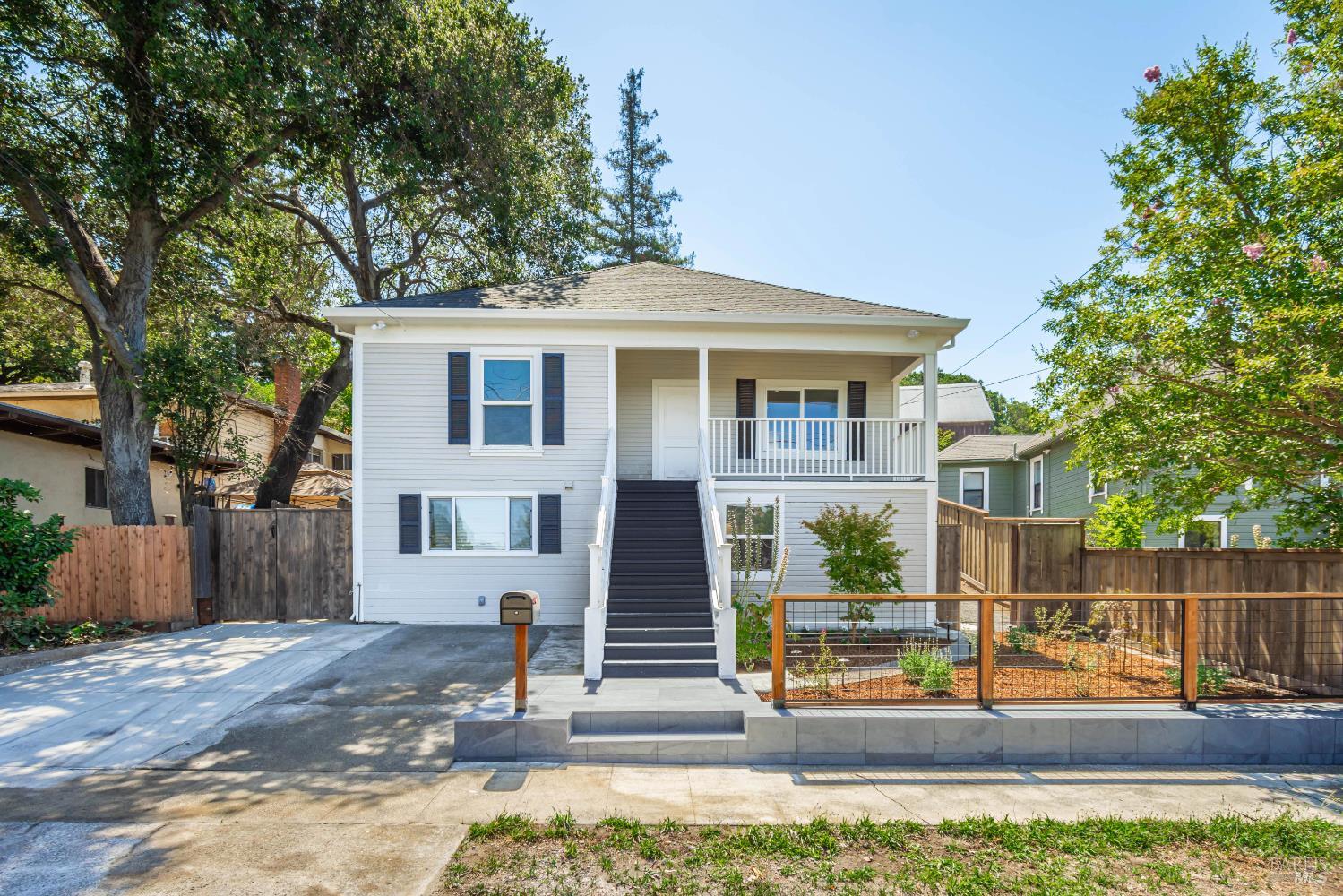 1008 Evans Avenue Napa CA 94559
