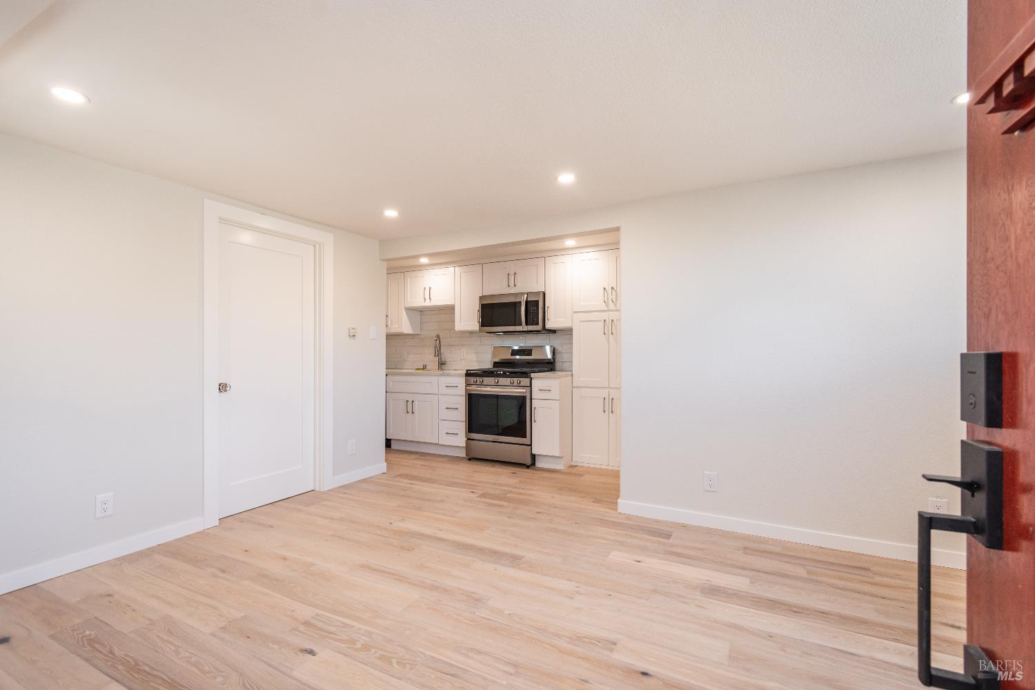 1008 Evans Avenue Napa CA 94559