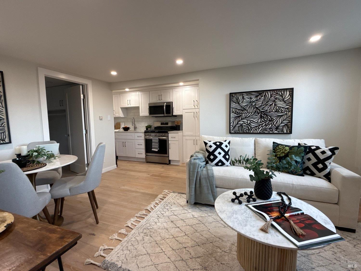 1008 Evans Avenue Napa CA 94559