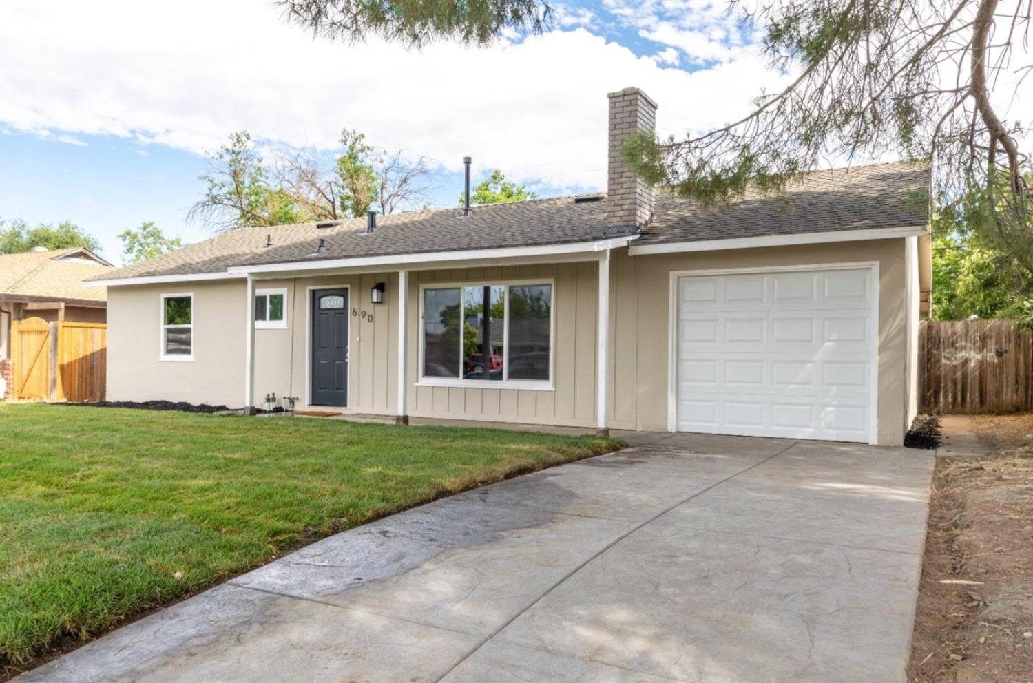 690 Acacia Avenue Sacramento CA 95815