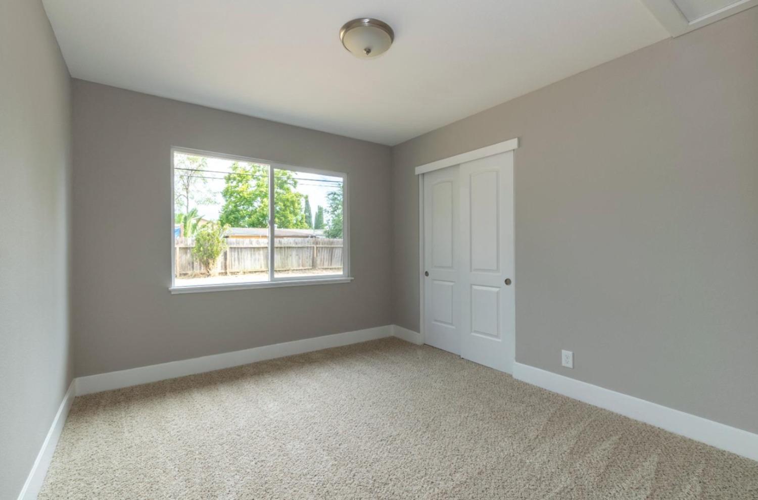 690 Acacia Avenue Sacramento CA 95815
