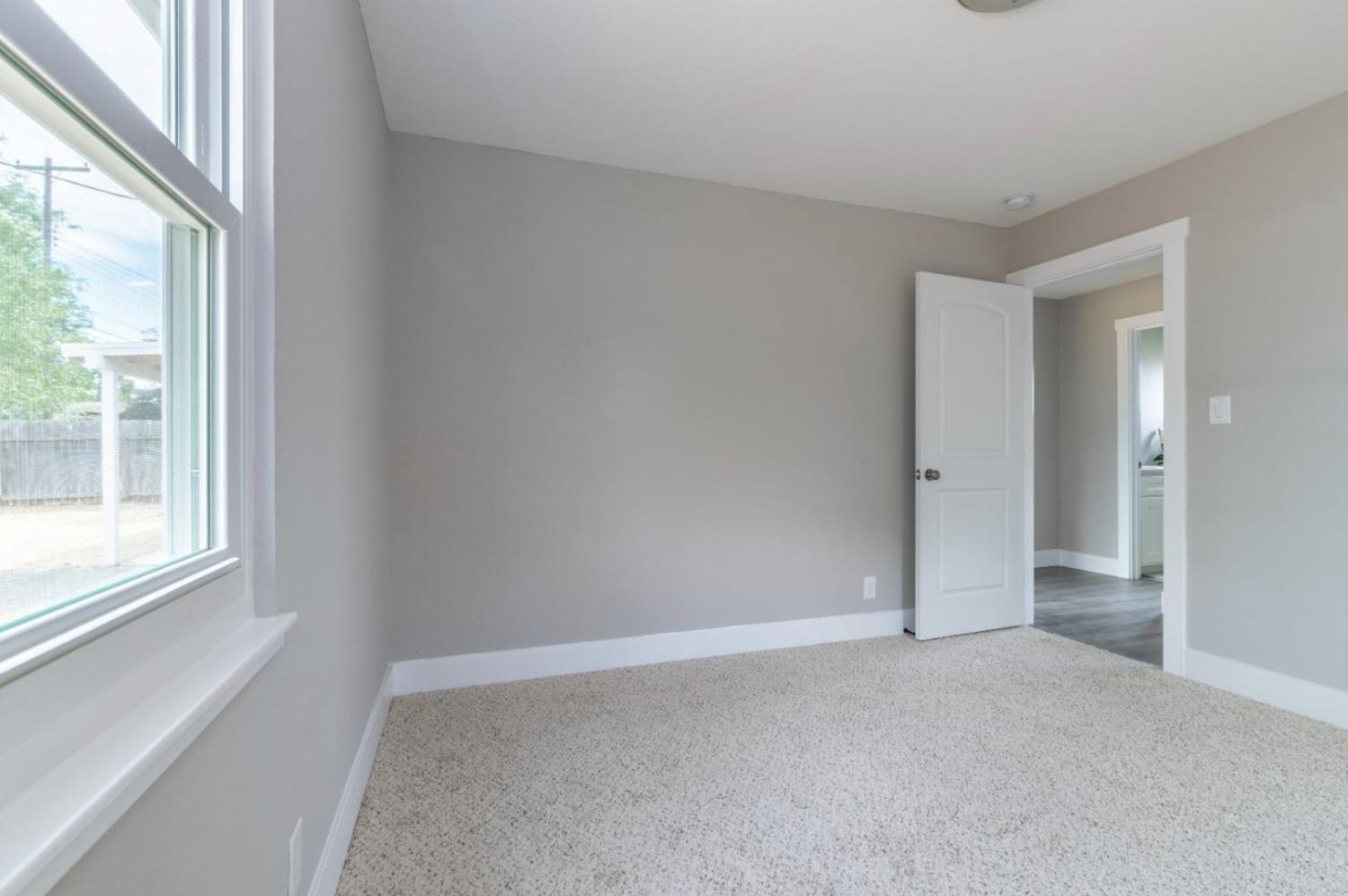 690 Acacia Avenue Sacramento CA 95815