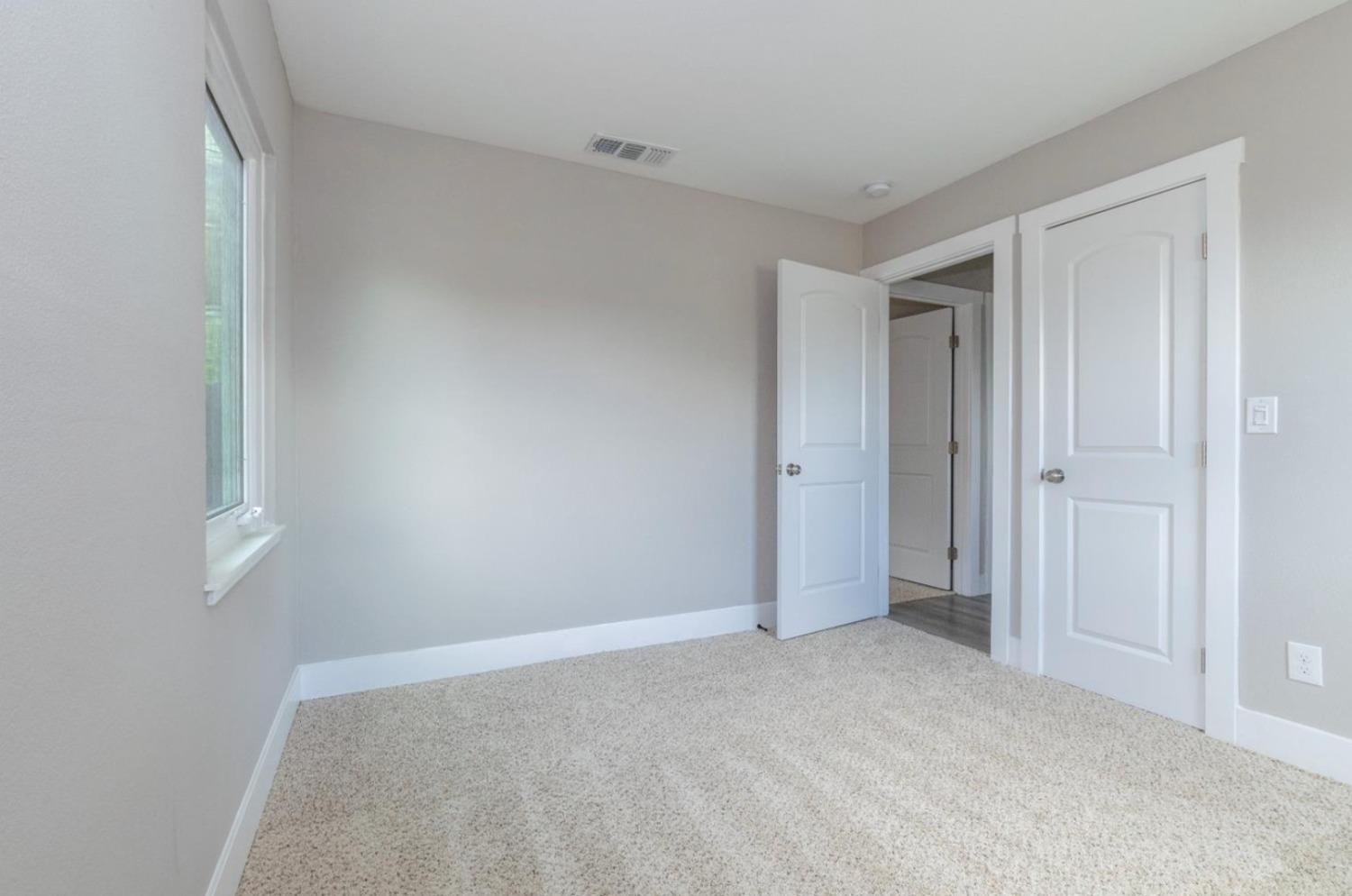 690 Acacia Avenue Sacramento CA 95815