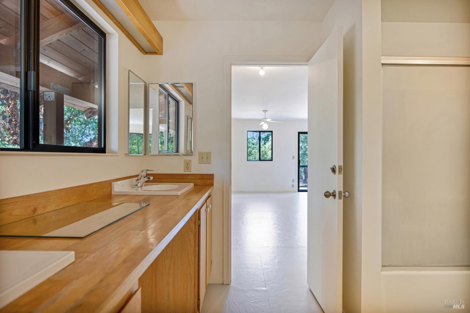 19270 7th Street E Sonoma CA 95476