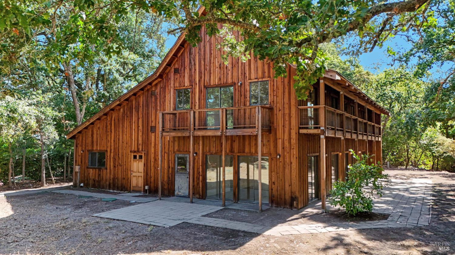 19270 7th Street E Sonoma CA 95476