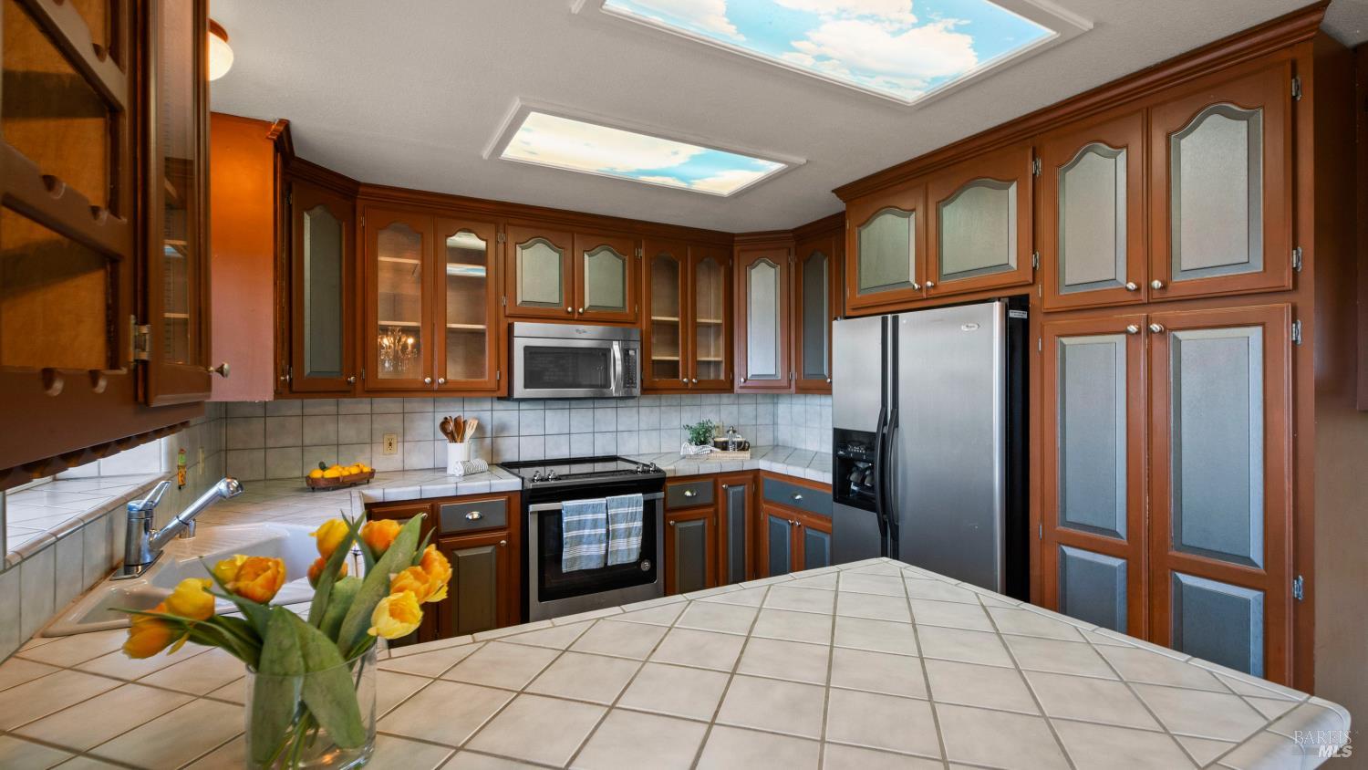 9800 El Dorado Way Kelseyville CA 95451