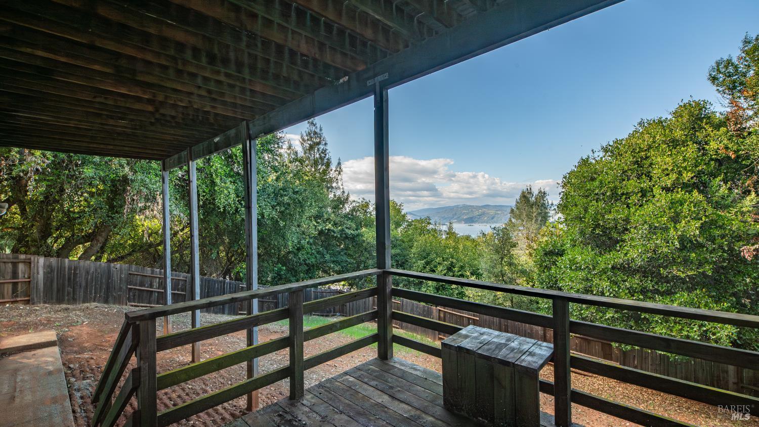 9800 El Dorado Way Kelseyville CA 95451