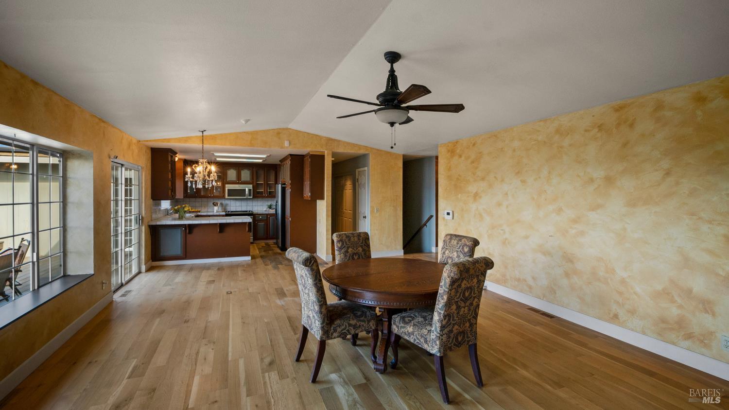 9800 El Dorado Way Kelseyville CA 95451