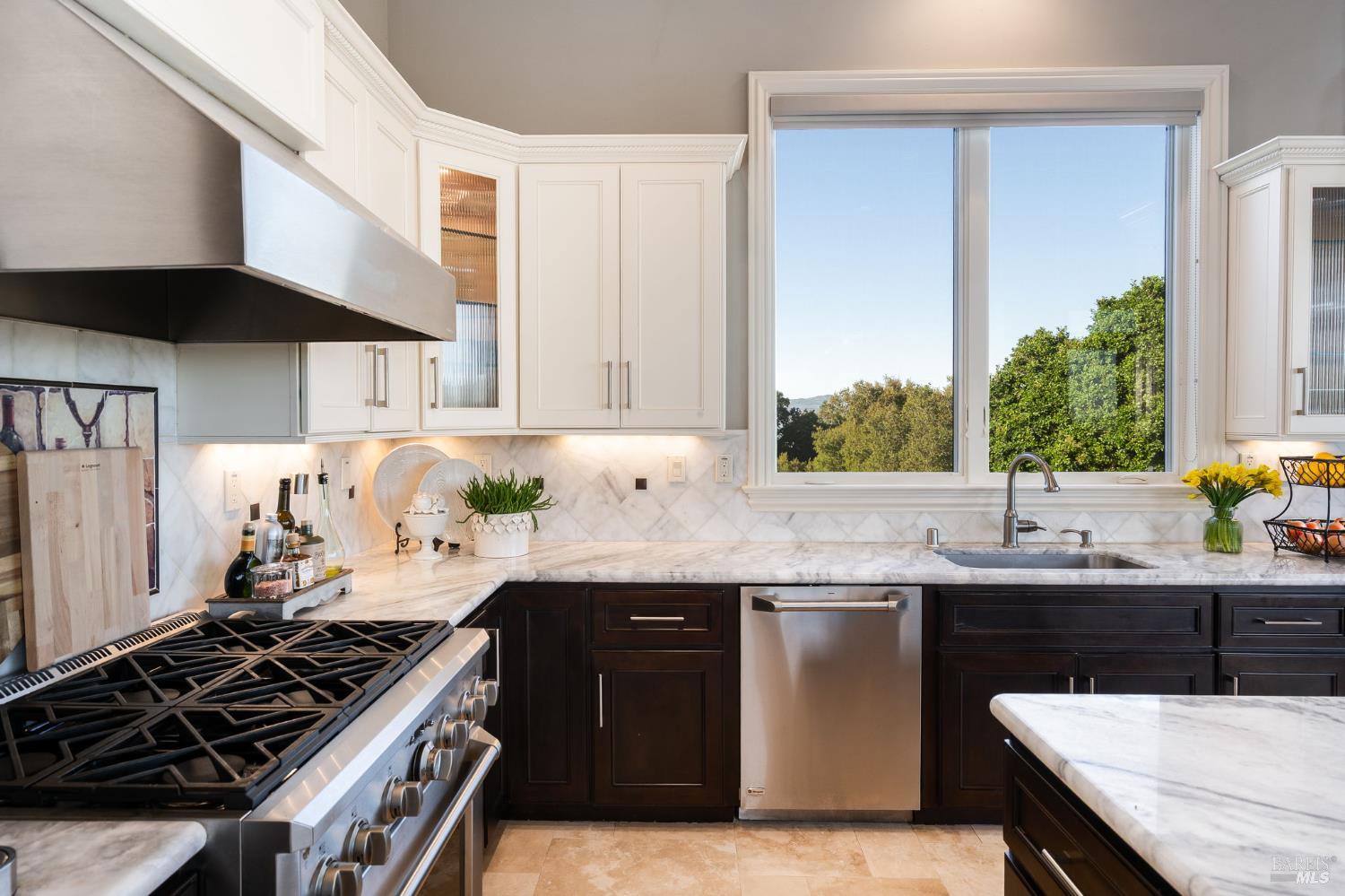 10 Canterbury Drive Napa CA 94558