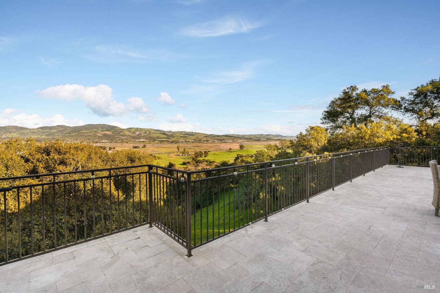 10 Canterbury Drive Napa CA 94558