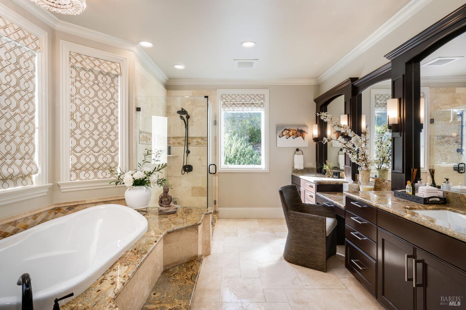 10 Canterbury Drive Napa CA 94558