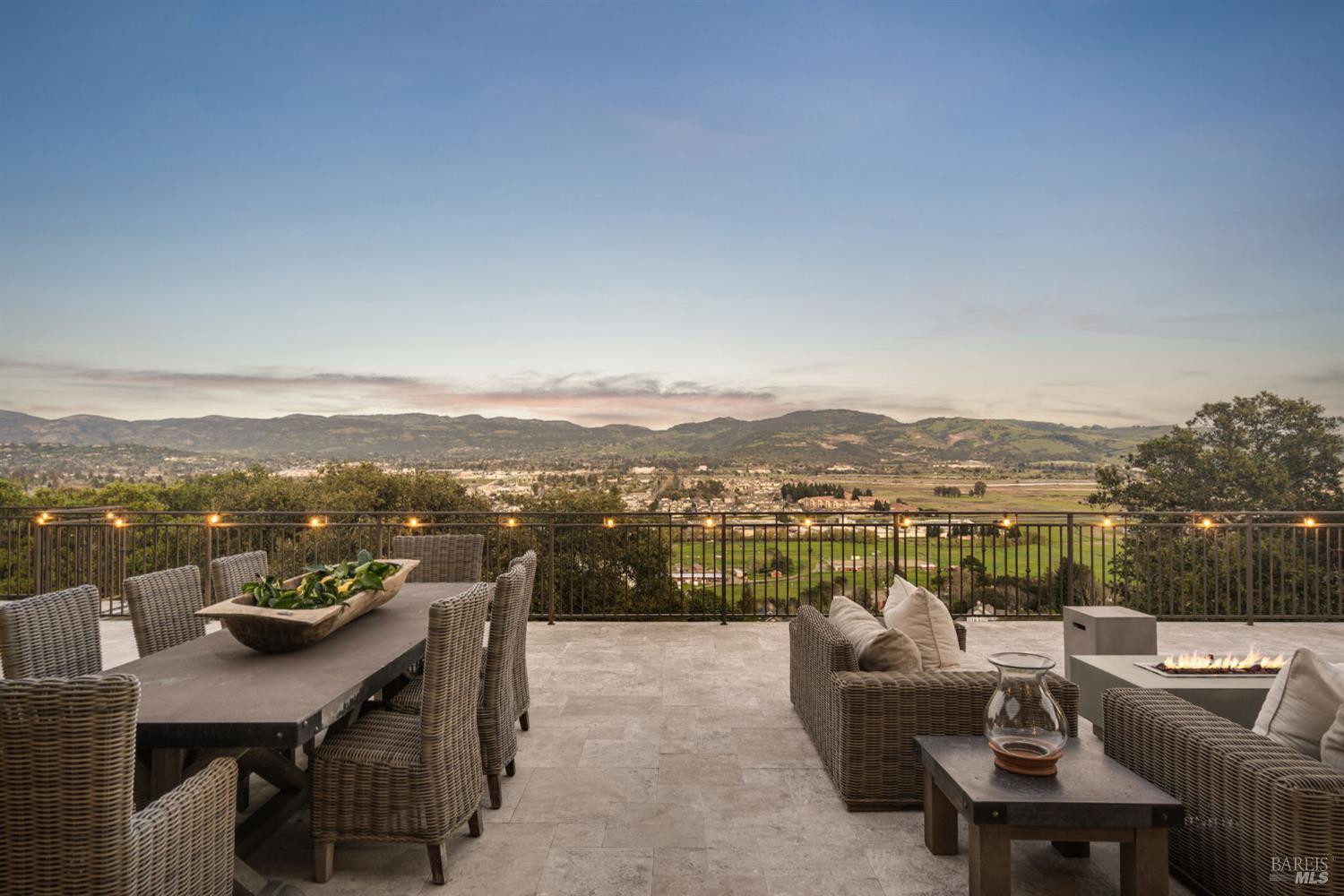 10 Canterbury Drive Napa CA 94558