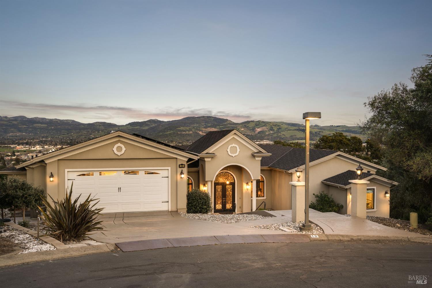 10 Canterbury Drive Napa CA 94558
