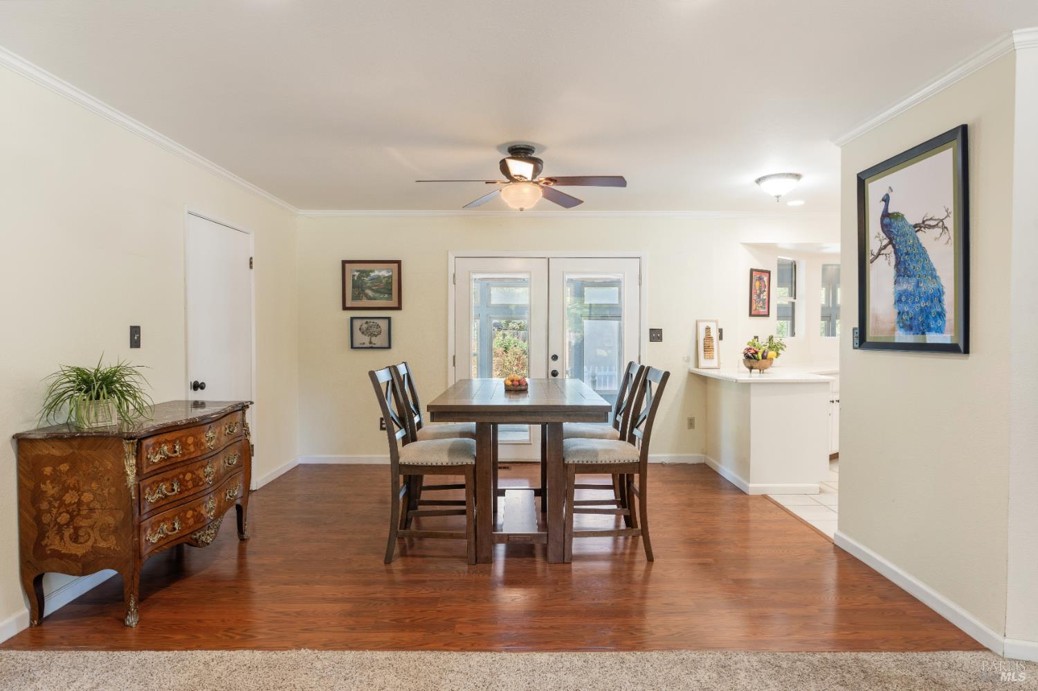 8960 East Road Redwood Valley CA 95470