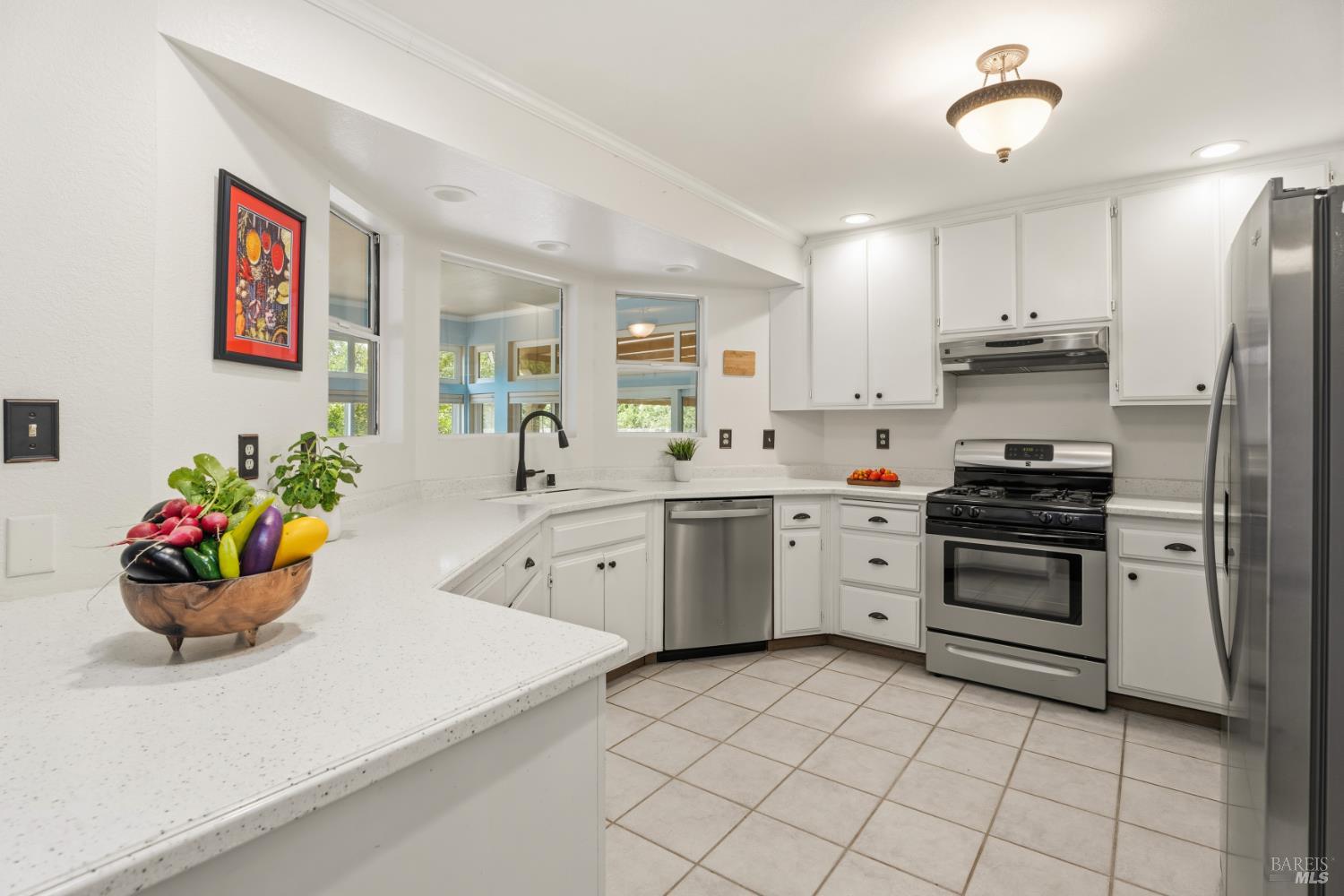 8960 East Road Redwood Valley CA 95470