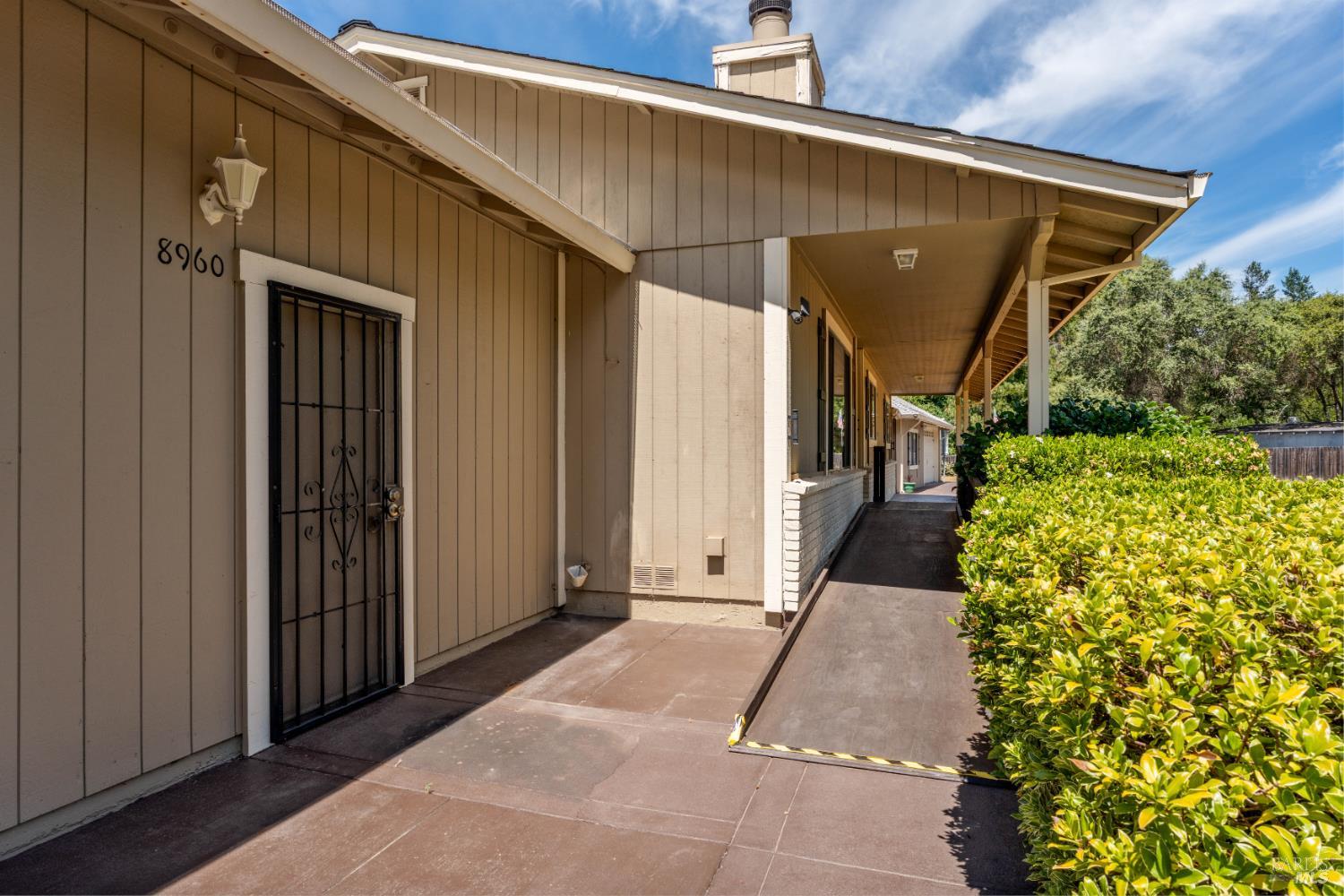 8960 East Road Redwood Valley CA 95470