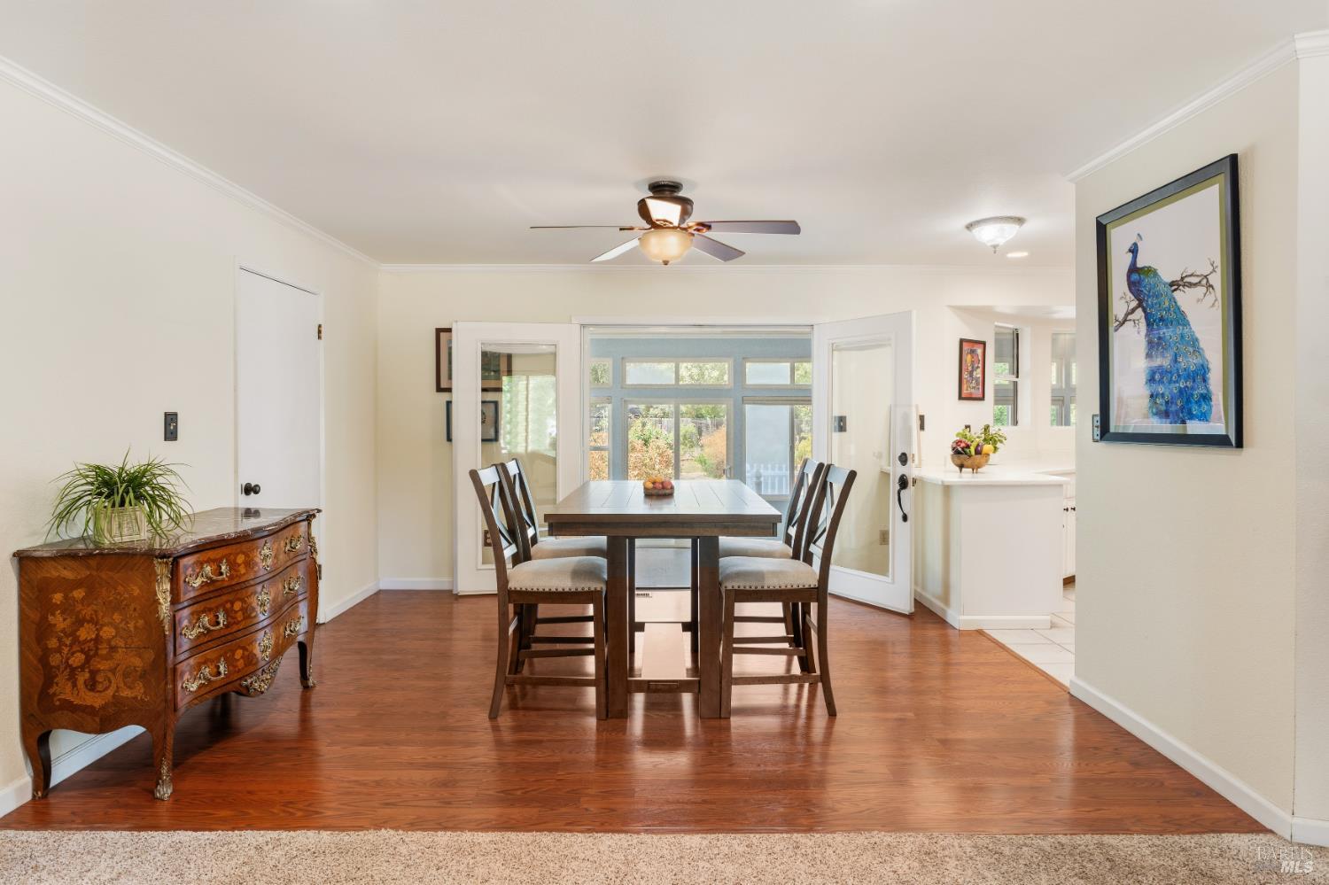 8960 East Road Redwood Valley CA 95470