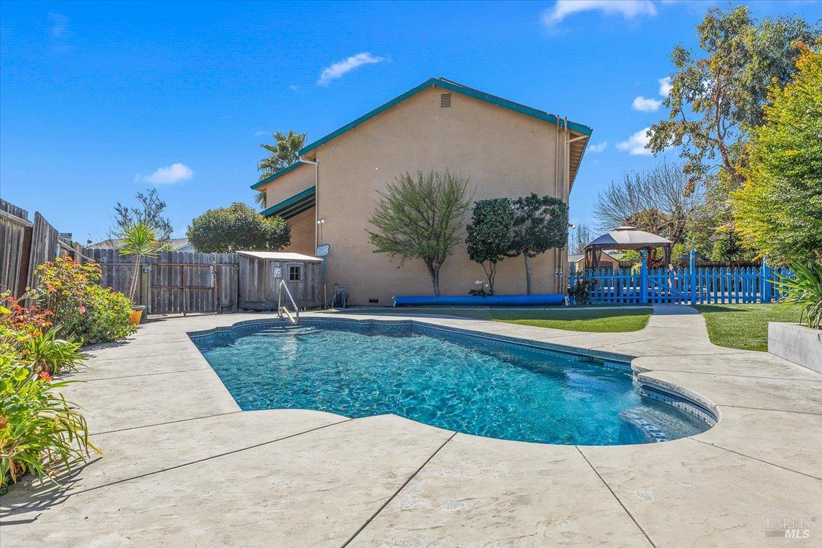 800 Mckillop Court Petaluma CA 94954