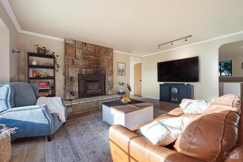 4546 Taylor Avenue Santa Rosa CA 95407