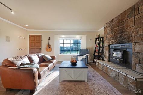 4546 Taylor Avenue Santa Rosa CA 95407