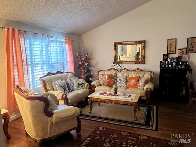 125 Iris Court Vallejo CA 94591