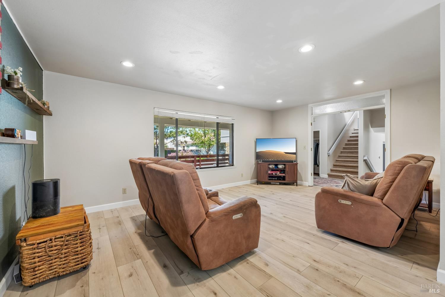 989 Suffolk Way Fairfield CA 94533