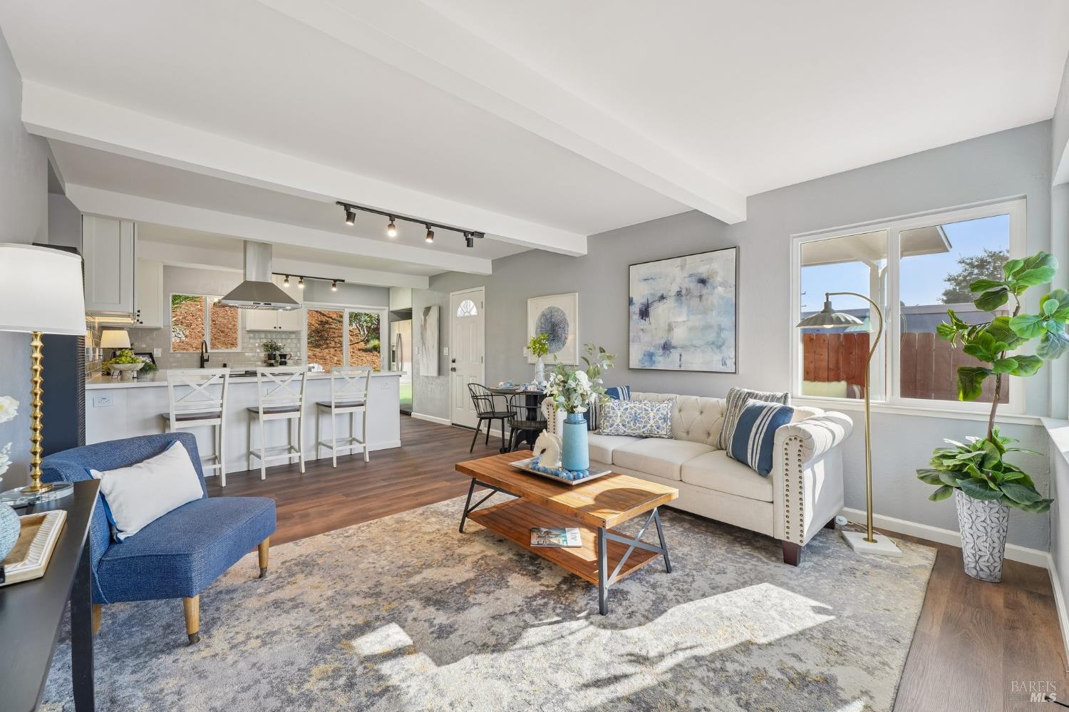 456 La Jolla Street Vallejo CA 94591