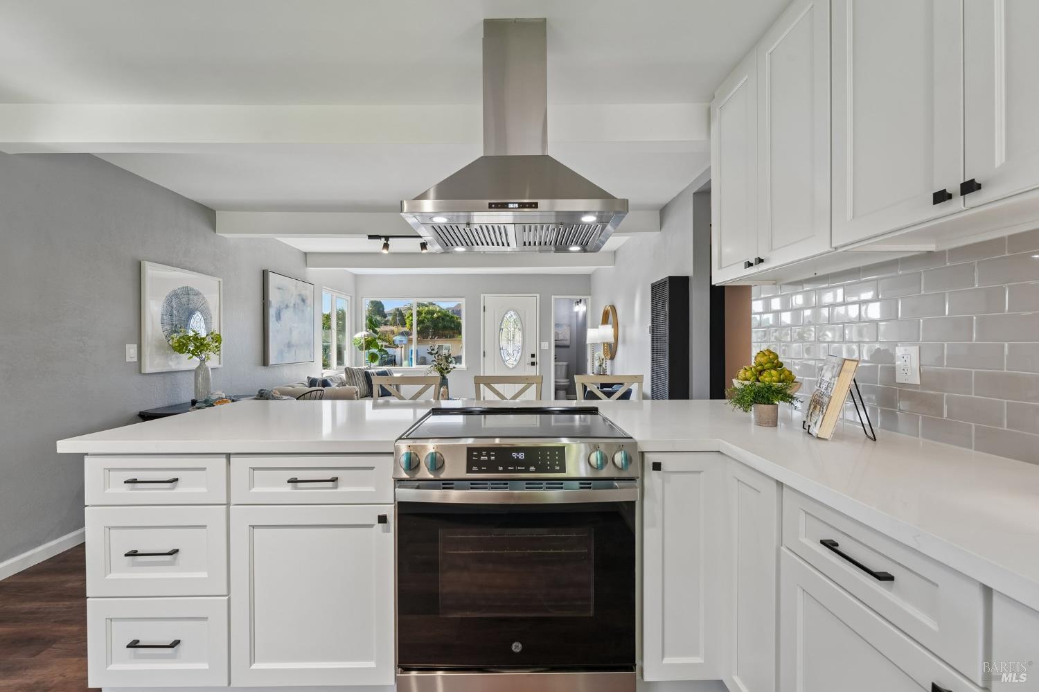 456 La Jolla Street Vallejo CA 94591