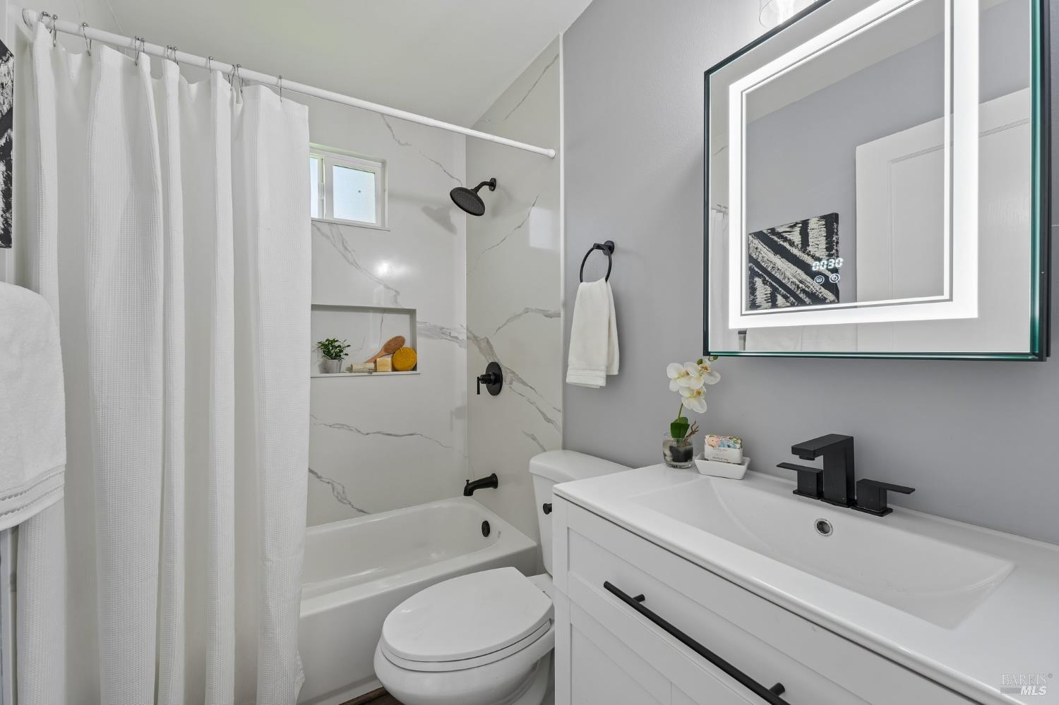 456 La Jolla Street Vallejo CA 94591