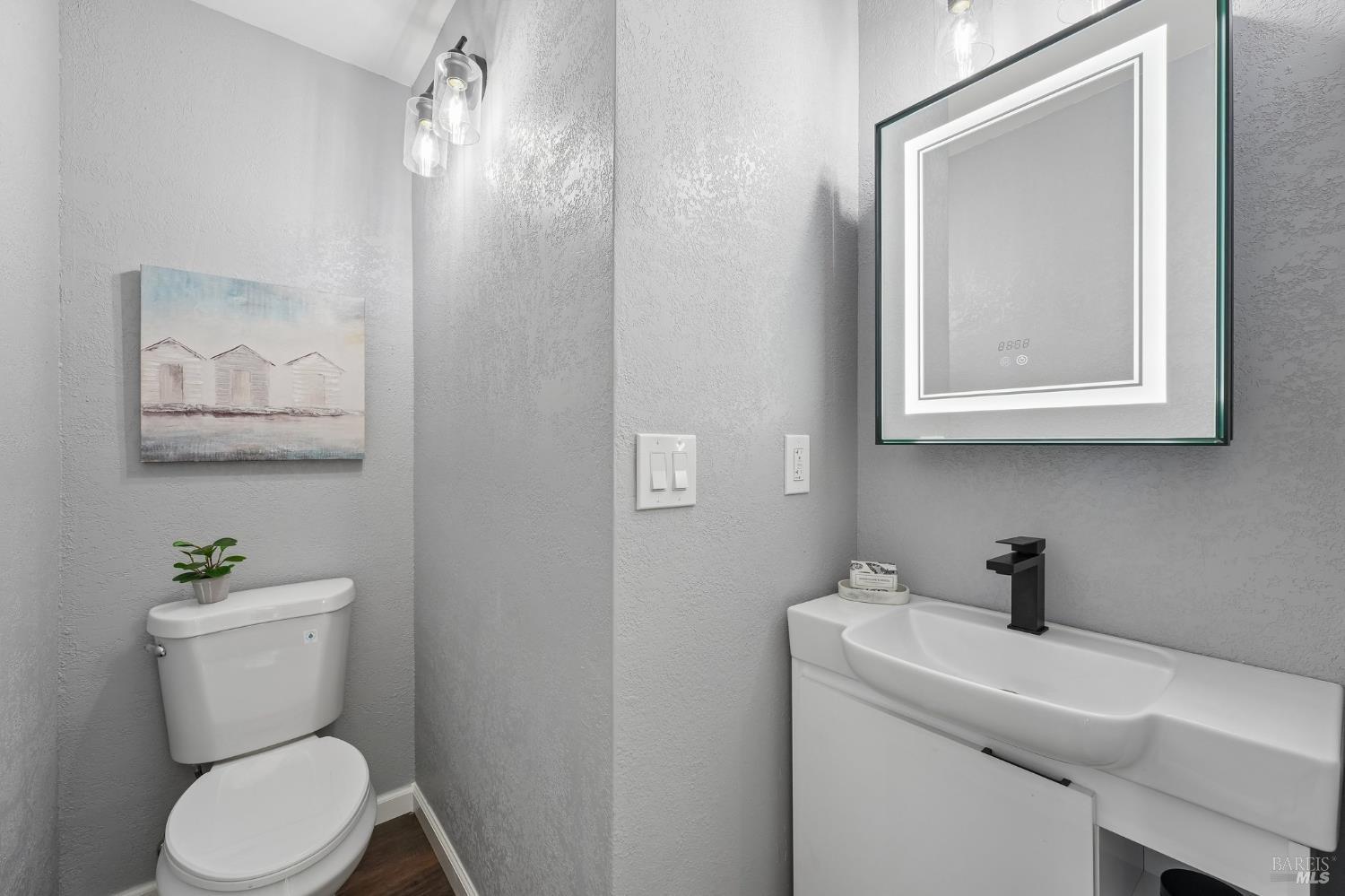456 La Jolla Street Vallejo CA 94591