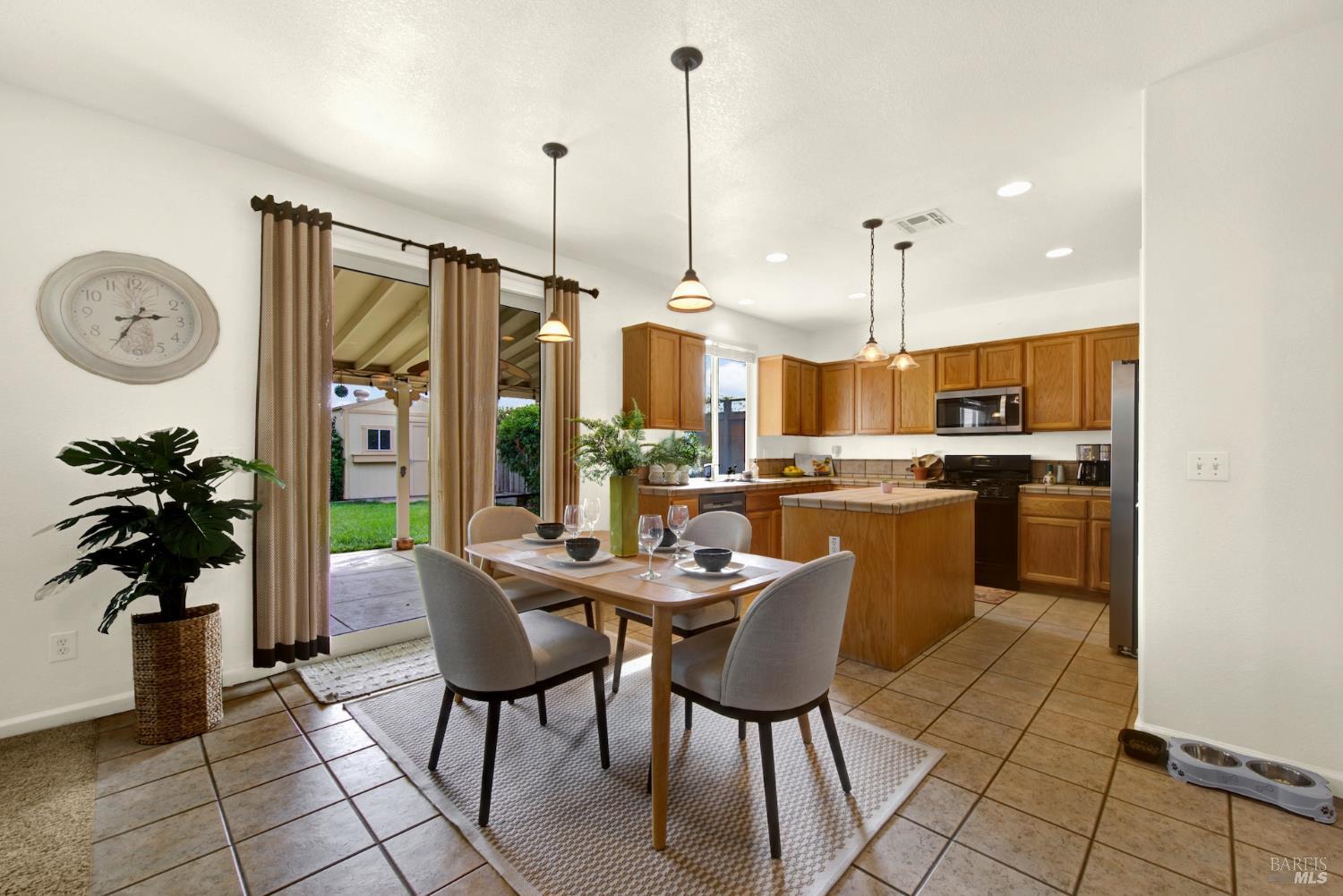 5018 Rowe Drive Fairfield CA 94533