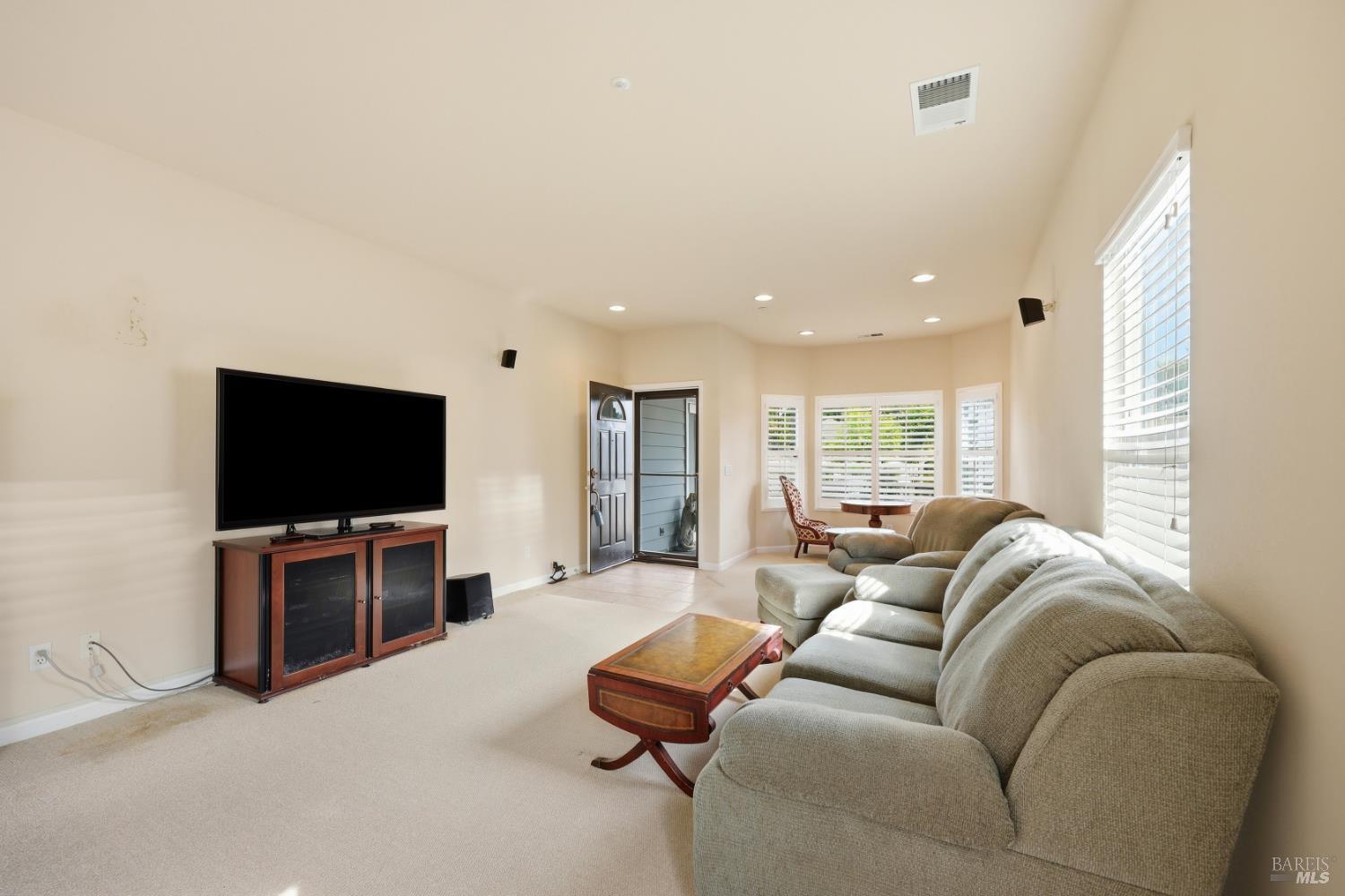 109 Douglas Fir Circle Cloverdale CA 95425