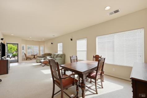 109 Douglas Fir Circle Cloverdale CA 95425