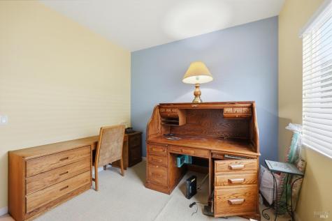 109 Douglas Fir Circle Cloverdale CA 95425