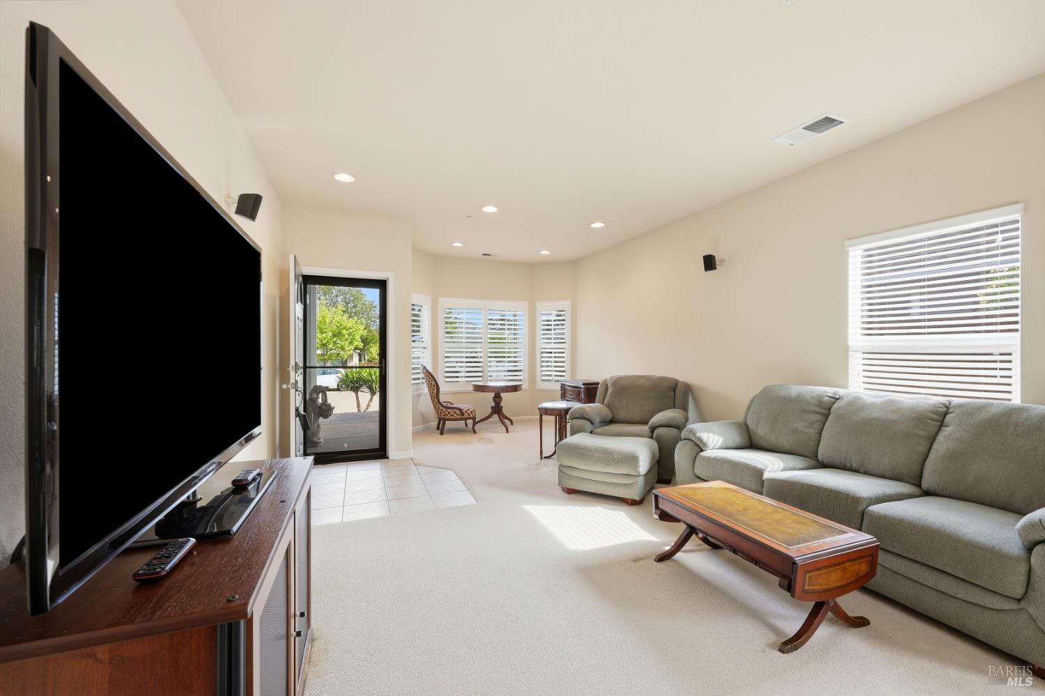 109 Douglas Fir Circle Cloverdale CA 95425