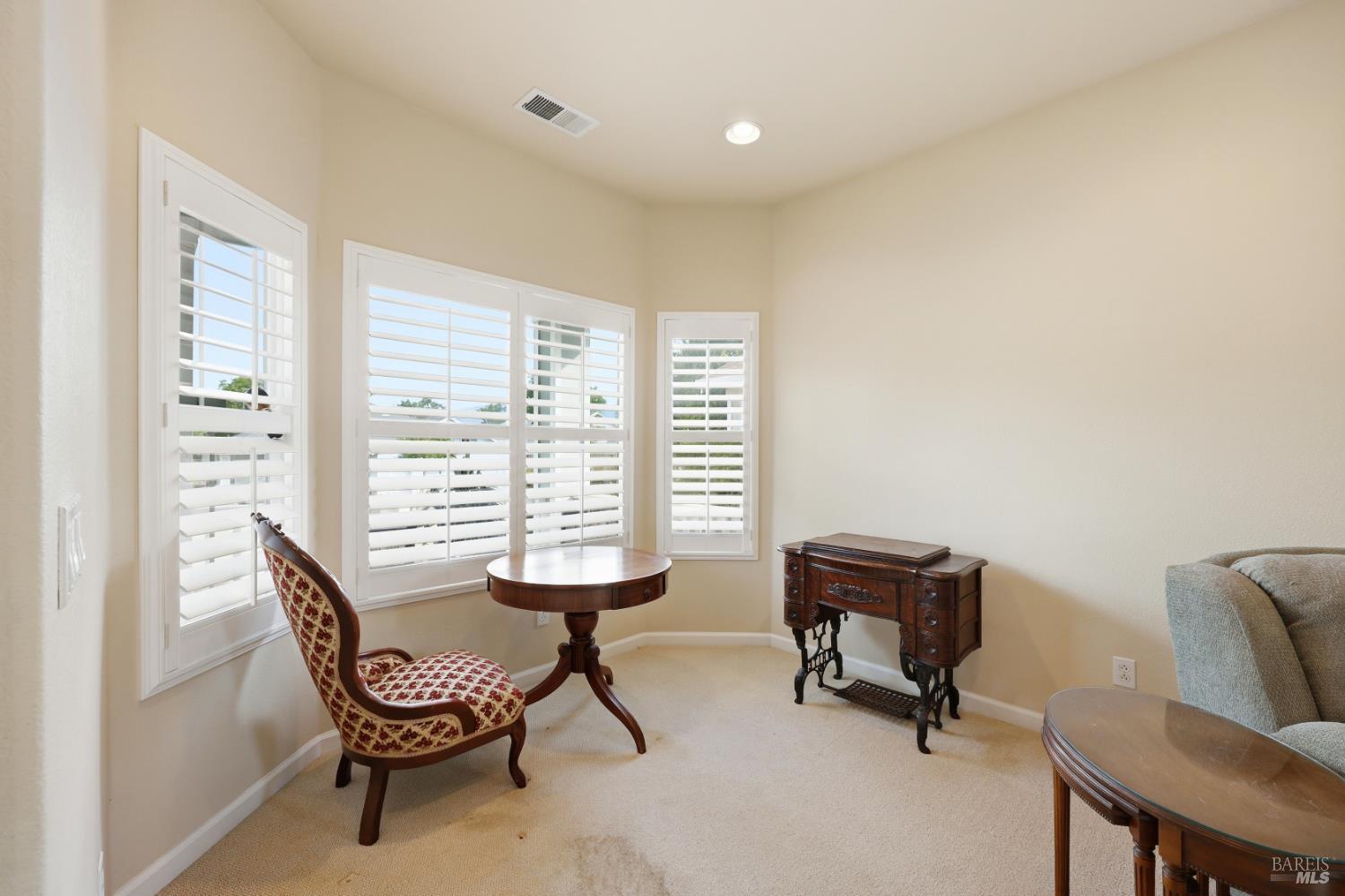 109 Douglas Fir Circle Cloverdale CA 95425