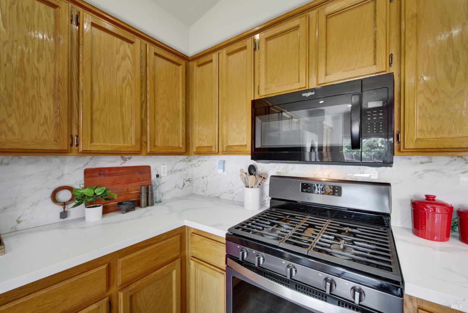 805 Wiegand Way Dixon CA 95620