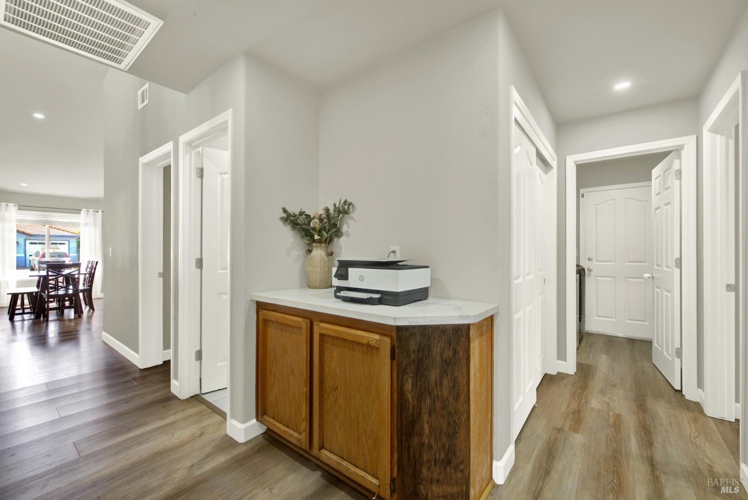 805 Wiegand Way Dixon CA 95620