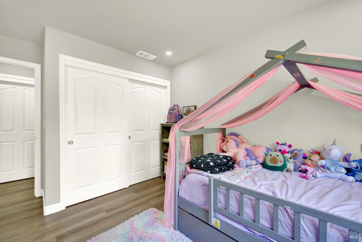 805 Wiegand Way Dixon CA 95620